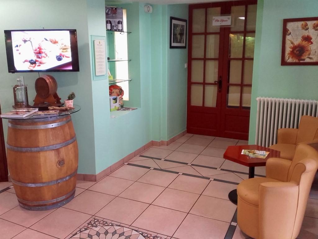 Logis Hotel-Restaurant Le Chene Vert แซ็ง ปัวซาน ซัวร์ ชูเล ภายนอก รูปภาพ