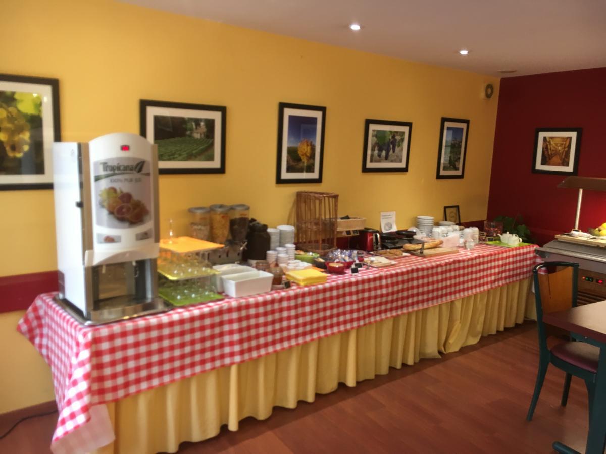 Logis Hotel-Restaurant Le Chene Vert แซ็ง ปัวซาน ซัวร์ ชูเล ภายนอก รูปภาพ